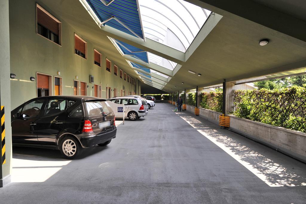 Hotel City Legnano Exterior photo