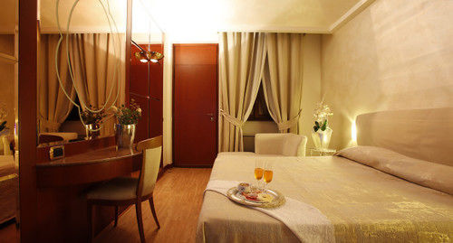 Hotel City Legnano Exterior photo